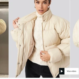 Nakd puffer jacket - Superfin jacka från nakd köpt förra året, inga defekter förutom att en av fickorna är sönder inuti men så va den när jag fick hem den. Skriv privat för egna bilder💘