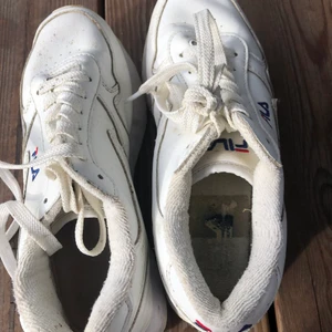 Äkta fila  - De passar bra och när fila försökte stava till fina så blev de fula men några varv snurr i maskin så ska det allt bli tvätt som de vore nya igen ! Maybe you should try vanish but i prefer vanilla 😃🙃🤨