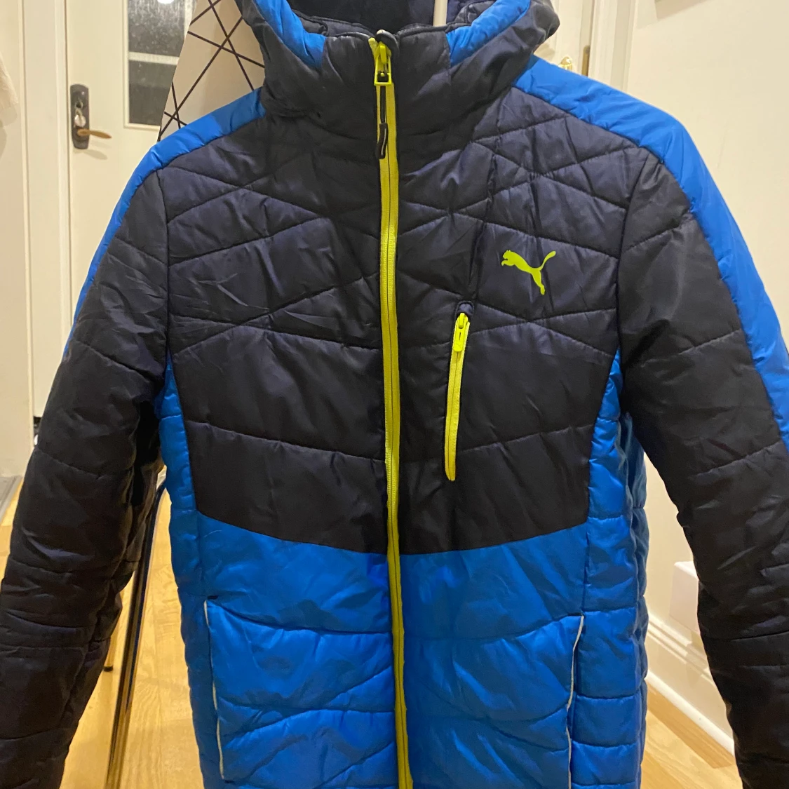 Puma jacka i strl 164-168