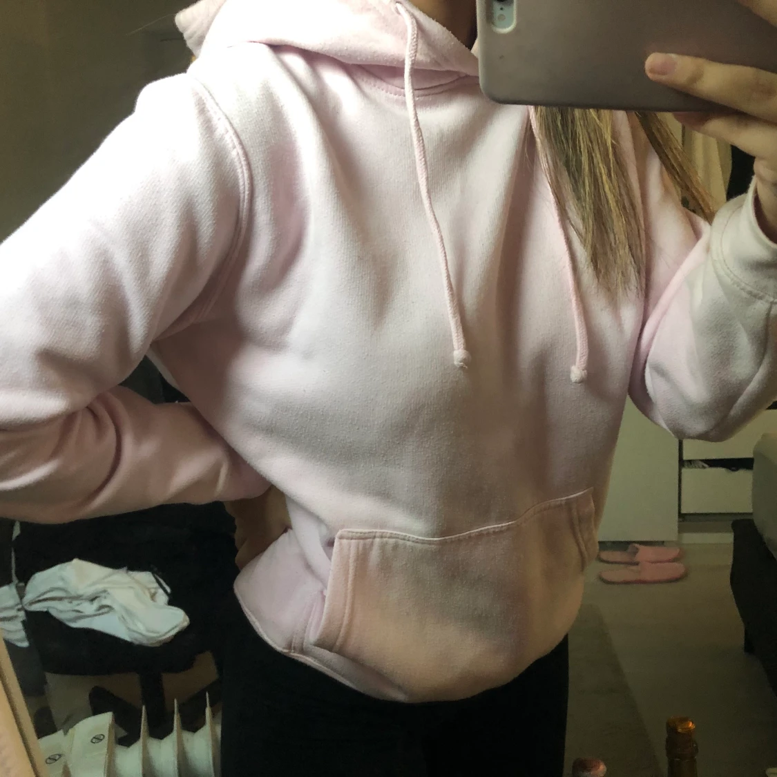 Ljusrosa hoodie - 90