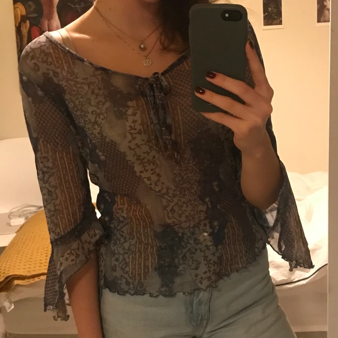 Blå mönstrad blus - 90