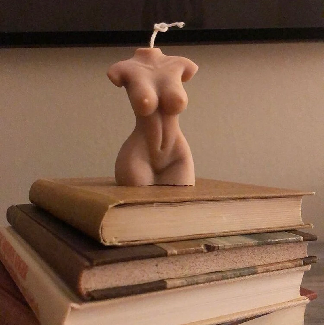 Women Body Shape Candle đŻ