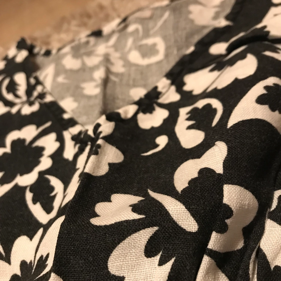 Svart vit klänning  - 90