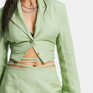 Kavaj set - Jätte snyggt set från bershka! Aldrig kommit till användning. Aldrig använt 🤩