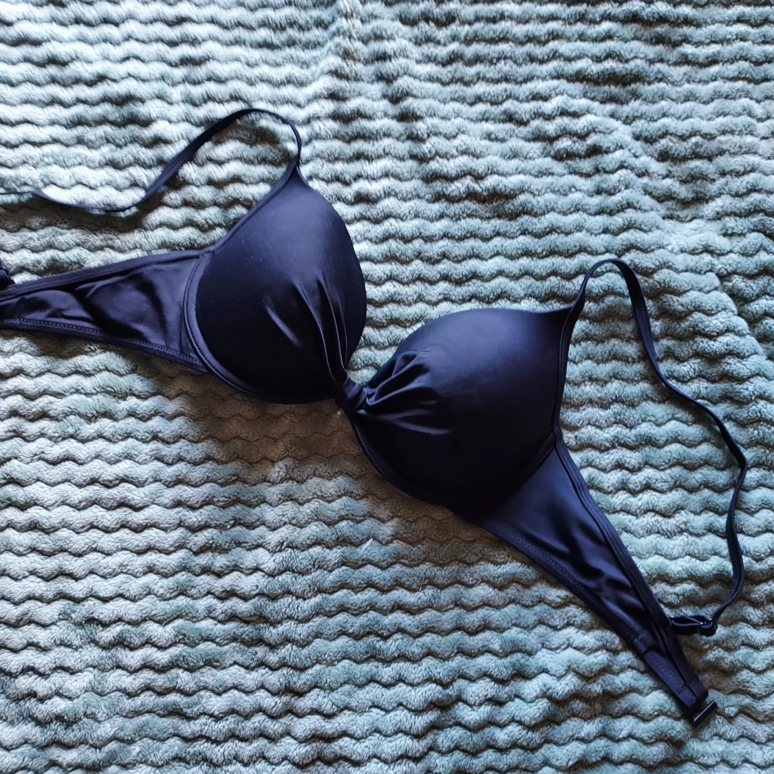 Svart bikini