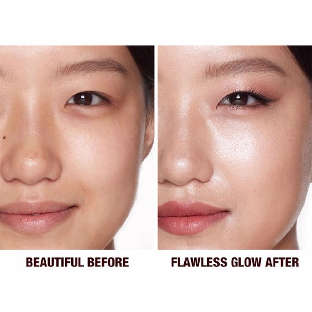 En highlighter/ primer som ger ett så fint glow och kan användas som primer och highlight eller blandas i foundation. Den blurrar porer och får huden att bli lika fin och glowig som ett instagramfilter! Endast använd ett fåtal gånger och är som i nyskick. Frakten är gratis och nypris för produkten är 400-500kr så fynda! Betala gör du med swish till 070 675 84 67. Skriv in annonsen namn i meddelande på swish så jag ser vilken annons som betalts för. Jag tar kort på paketet innan de skickas och postar det alltid samma dag. Fynda! ;). Övrigt.