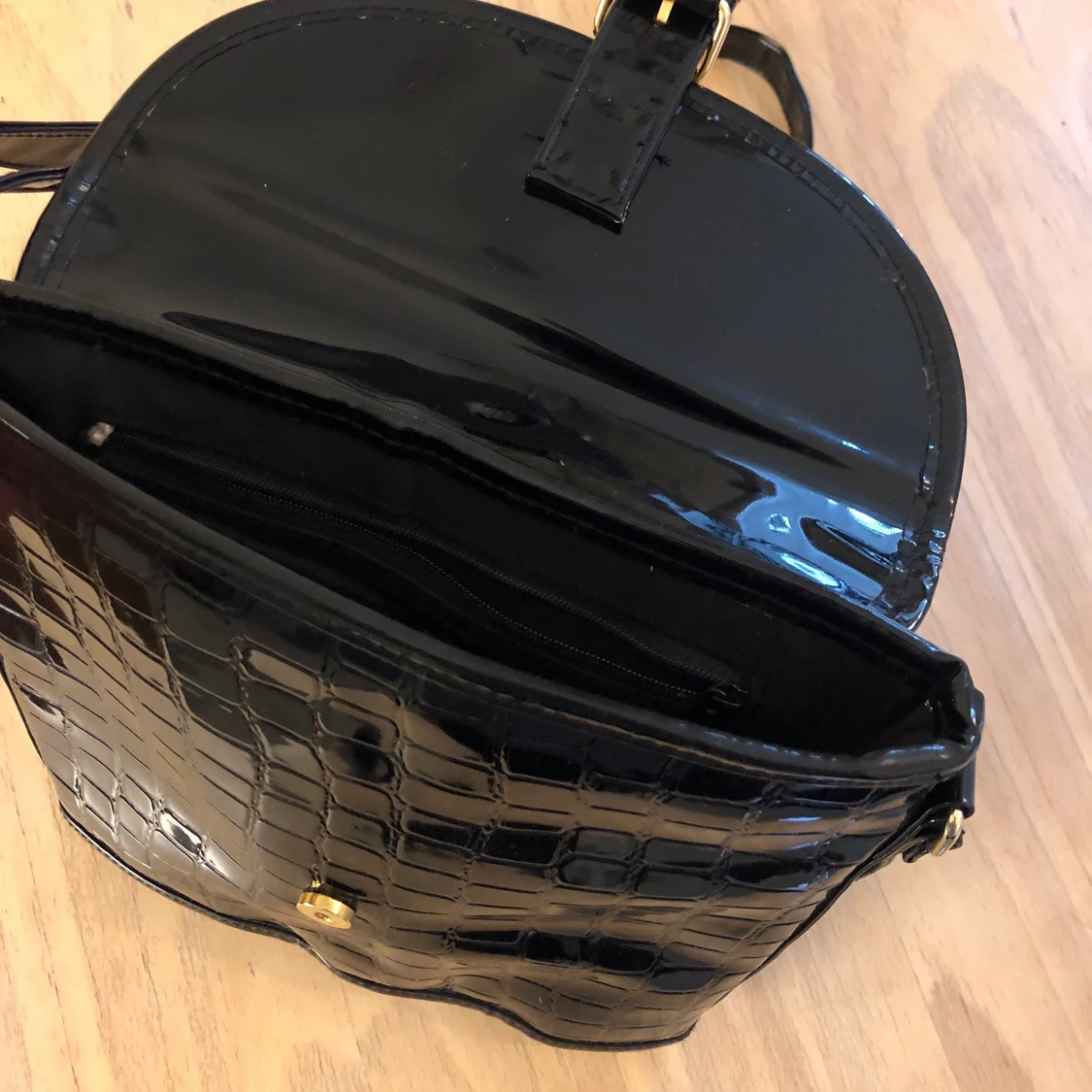 Svart söt handväska  - 91