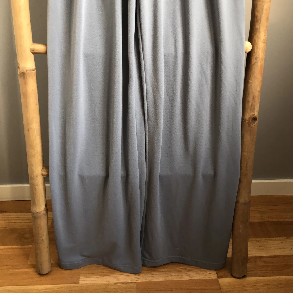 Ljusblå byxdress Bik Bok storlek M - 91