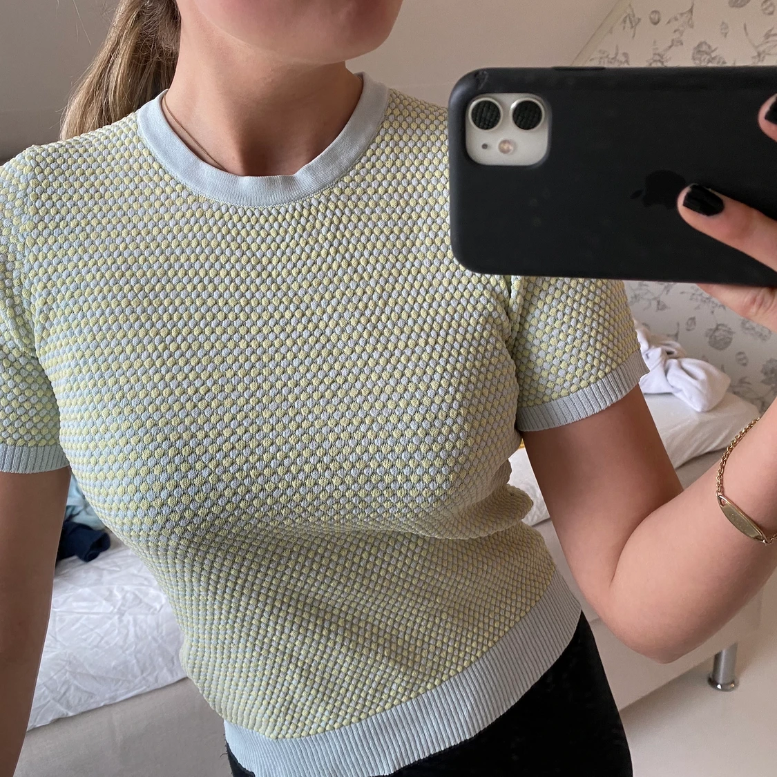 Snygg & trendig tisha från Zara - 90