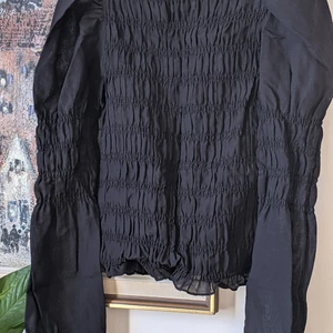 H&m top size s - Fin tröja-200kr pick up from zinkensdamm💖