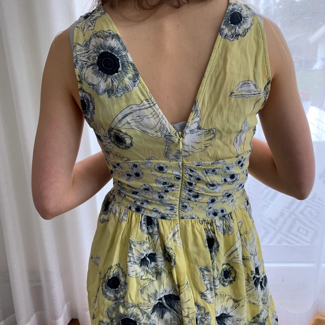 SÅ FIN KLÄNNING från zara 🌻🌼🐝🍍 - 90