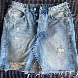 Jeanskjol - Jeanskjol från hm. Aldrig använd👌🏻