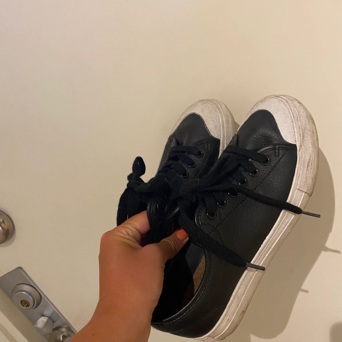 Skor säljes i stl 39 - 90