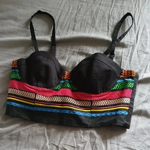 Summer topp  - I mycket bra skick och passar xs _s.bra till summer 