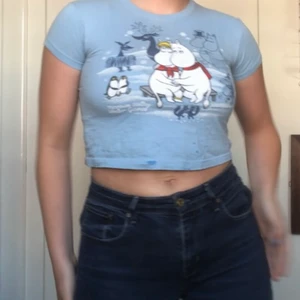 Baby T - MuminT-shirt, storlek xs så sitter tajt. Köpt second hand men aldrig använd 💛