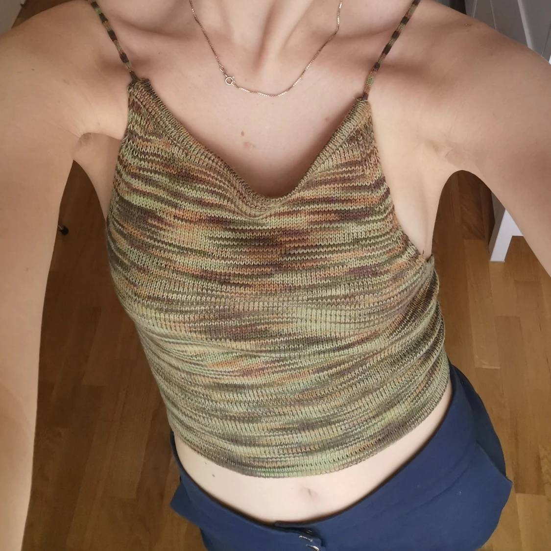 Grön stickad topp - 90