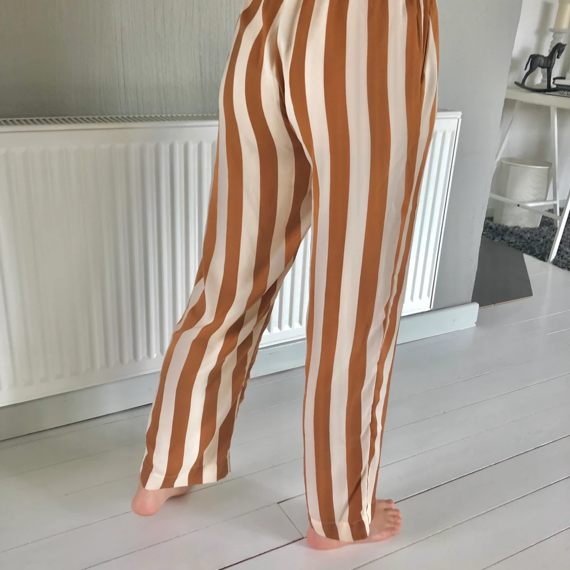 Härliga byxor i silkesmaterial!