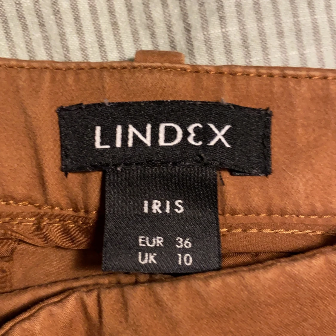 Bruna kostymbyxor  - 90