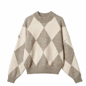 HM  - Jättefin stickad tröja som inte alls kommer till användning 💕💕 