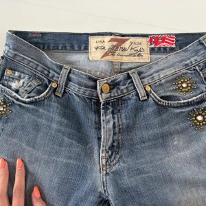 Jeans - Assnygga jeans från Seven for all mankind 😩😩Går inte att köpa. De är använda men fortfarande bra skick 