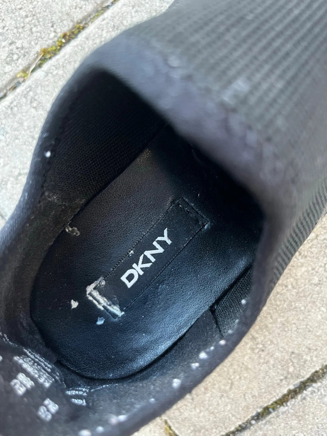Svarta slip-on sneakers från DKNY - 5