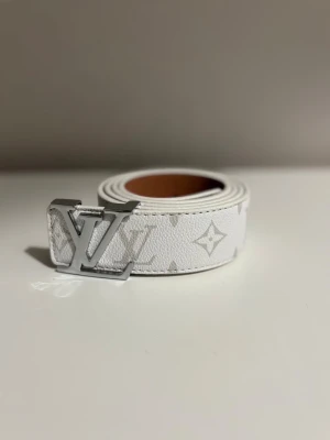 Lv bälte  - Helt ny