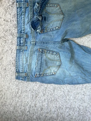 Bootcut miss sixty jeans - Dessa är mina absoluta rabbi jeans säljer de nu för att jag måste ränsa kläder! 