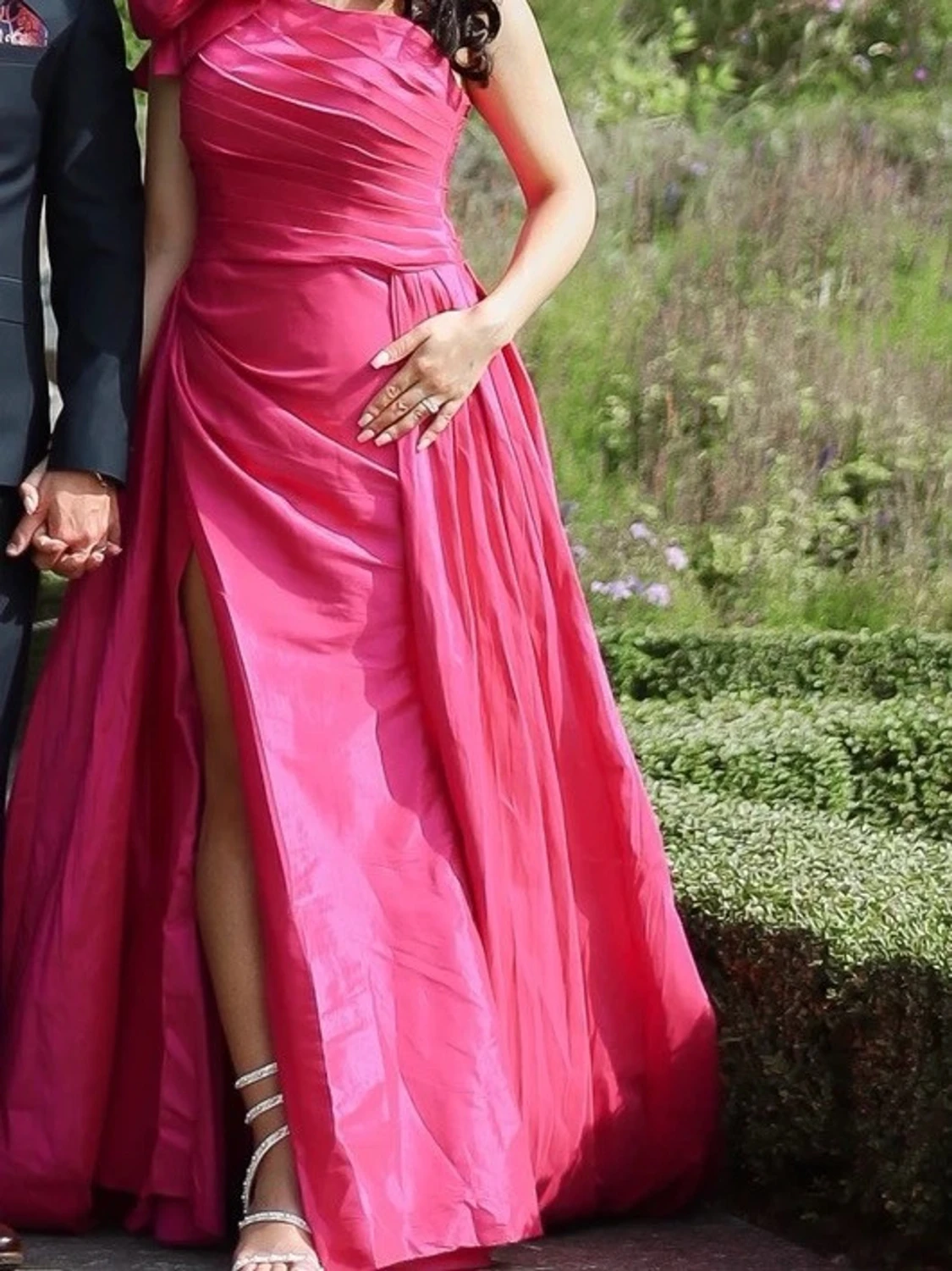 Rosa långklänning med slits