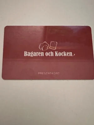 Presentkort Bagaren och Kocken - 550 kr i Presentkort från Bagaren och Kocken. Kortet är smidigt att använda både online och i butik. Giltigt t.o.m. 2027-12-18
