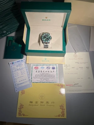 Herrklocka - komplett set - Hör av dig för mer info. 