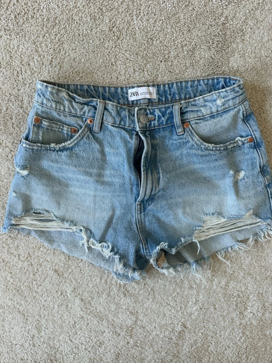Blå jeans shorts från Zara