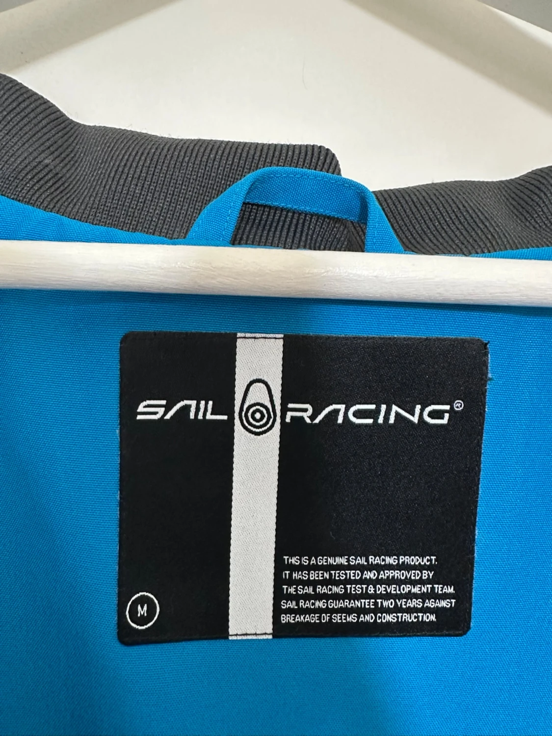 Blå vindjacka från Sail Racing - 3
