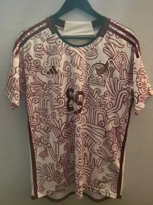 Mexiko Tröja 2022 - #89 Tacos y Tequila. Bra skick, använd fåtal gånger