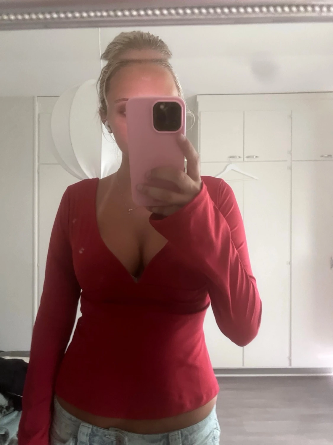 Mörkröd långärmad topp med knyt - 3