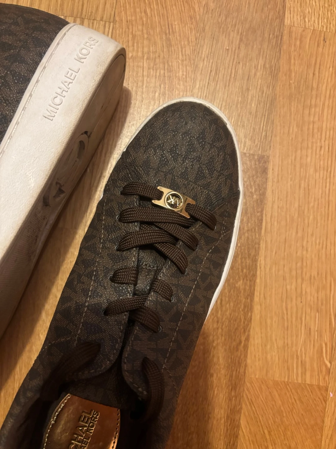 MICHAEL KORS SKOR - 1