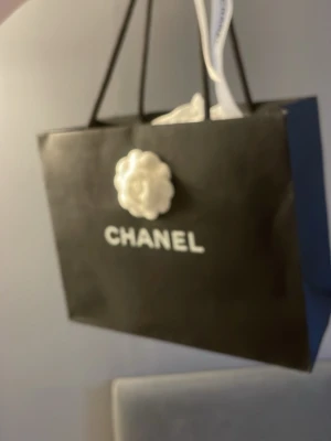 Shoppingpåse - Jag säljer en shoppingpåse som inte används och som kan användas som inredning och så vidare 