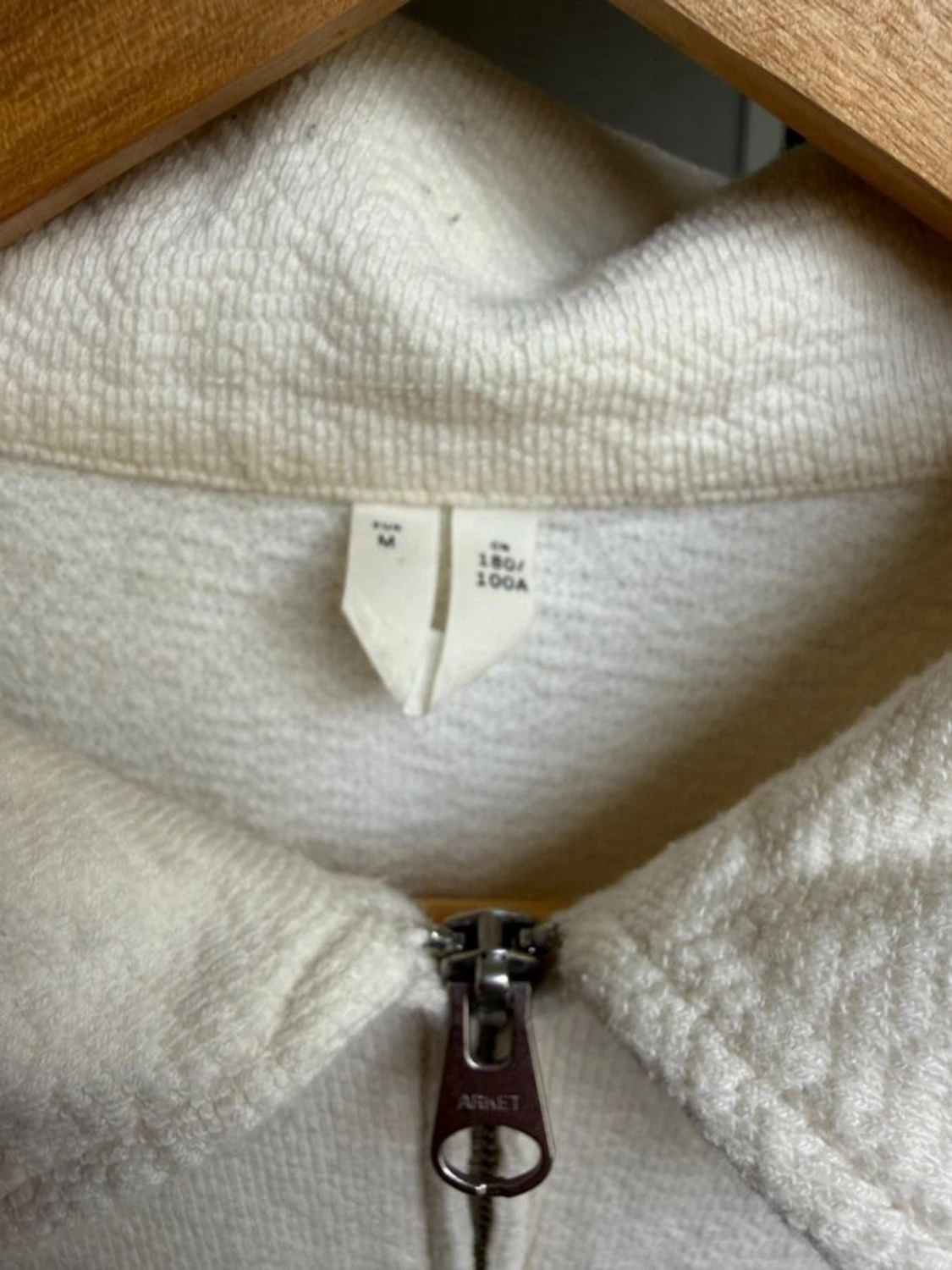 Arket Tröja Strl: M - 2