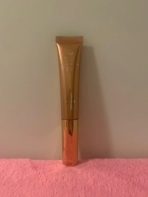 Charlotte Tilbury highlighter wand i Pillow Talk Medium - Ny och oanvänd