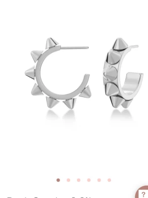 Peak öronhängen Edblad  - Från Edblad, tar gärna emot egna prisförslag. Inte använda men har inte original förpackning kvar💕