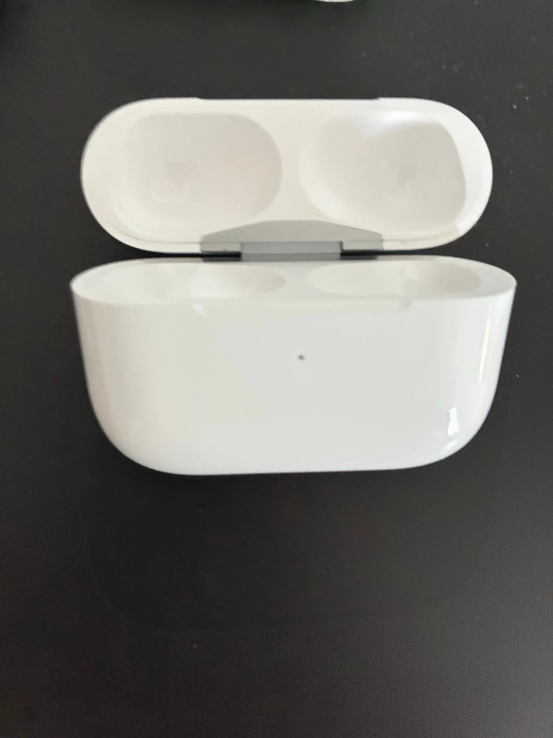 Apple AirPods Pro med laddningsetui - 2