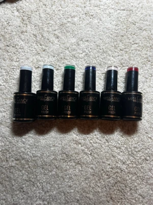 6st Miss Fancy gellack - Oanvända gellack från missfancy!💞