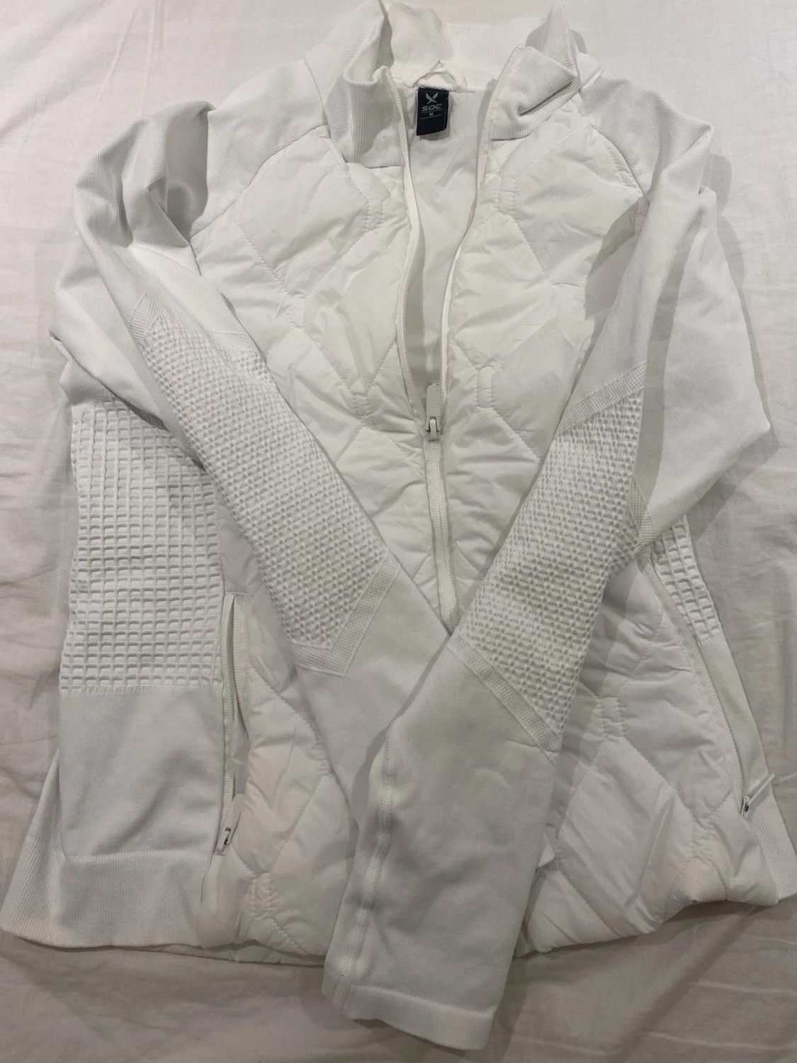 Vit quiltad jacka från SOC