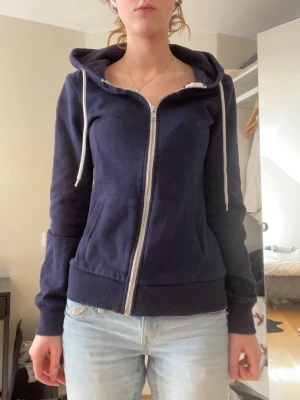 Blå ziphoddie  - Står ingen storlek i den men skulle säga att den passar xs/s