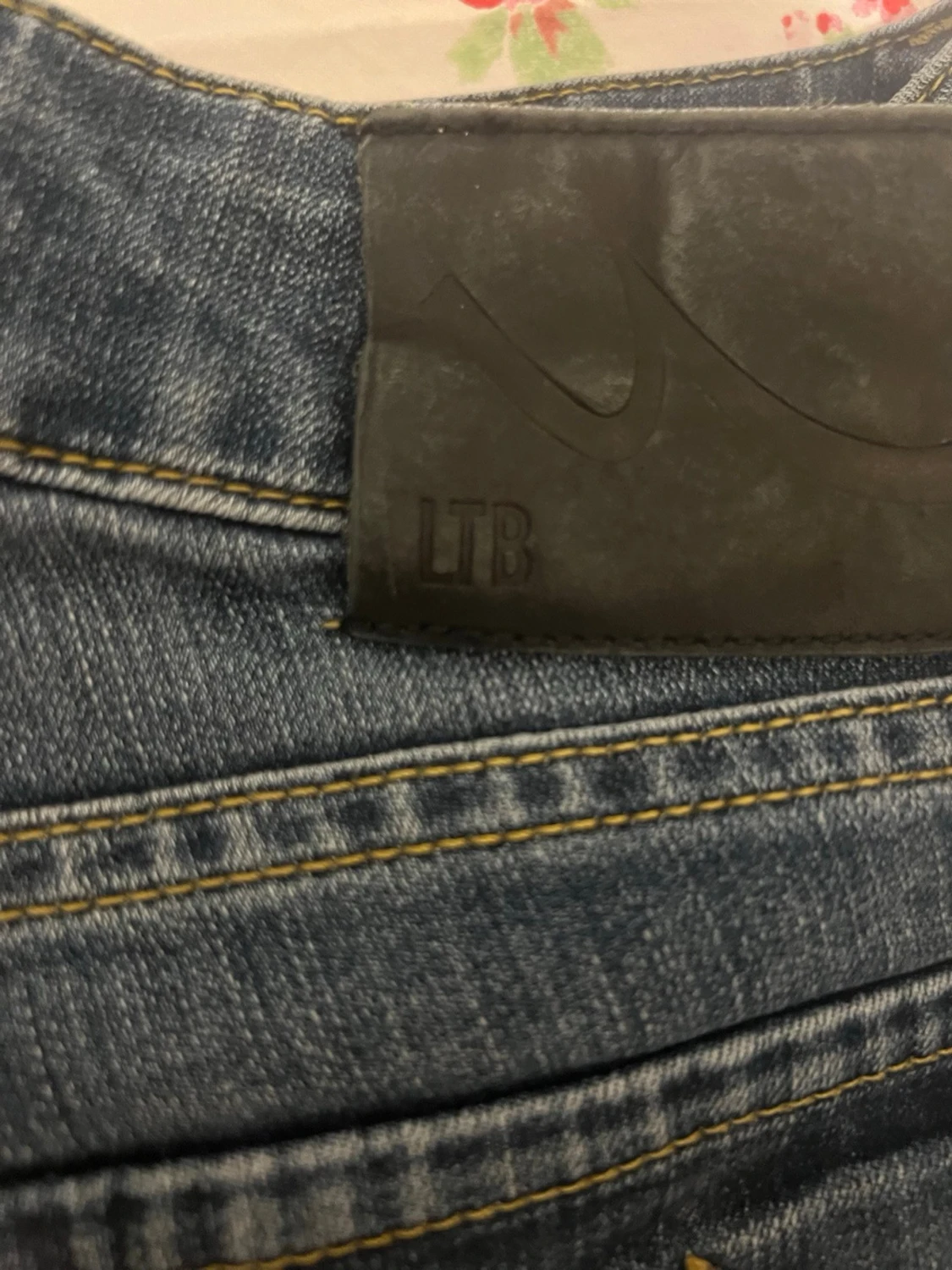 Ltb jeans med hål - 2