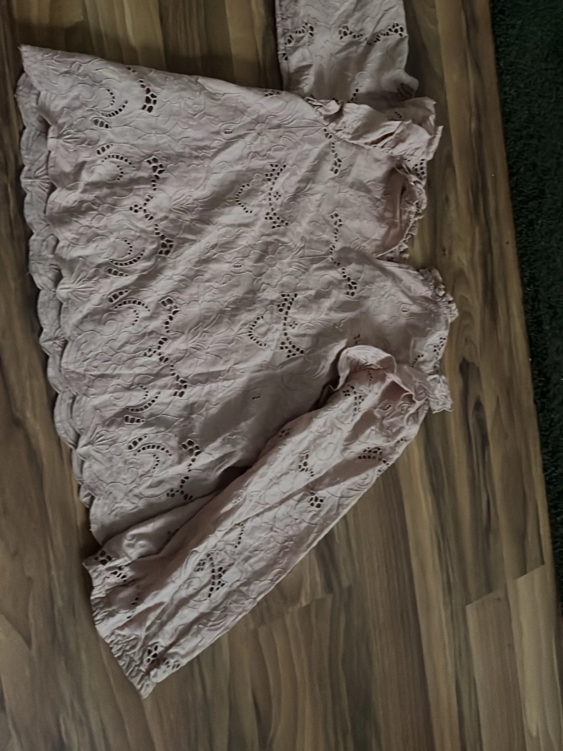 Rosa blus med broderade detaljer - 2