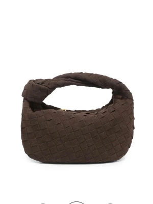 Brun flätad handväska - Sjukt snygg väska från raffinato! Väldigt bra skick! Nypris 500 kr