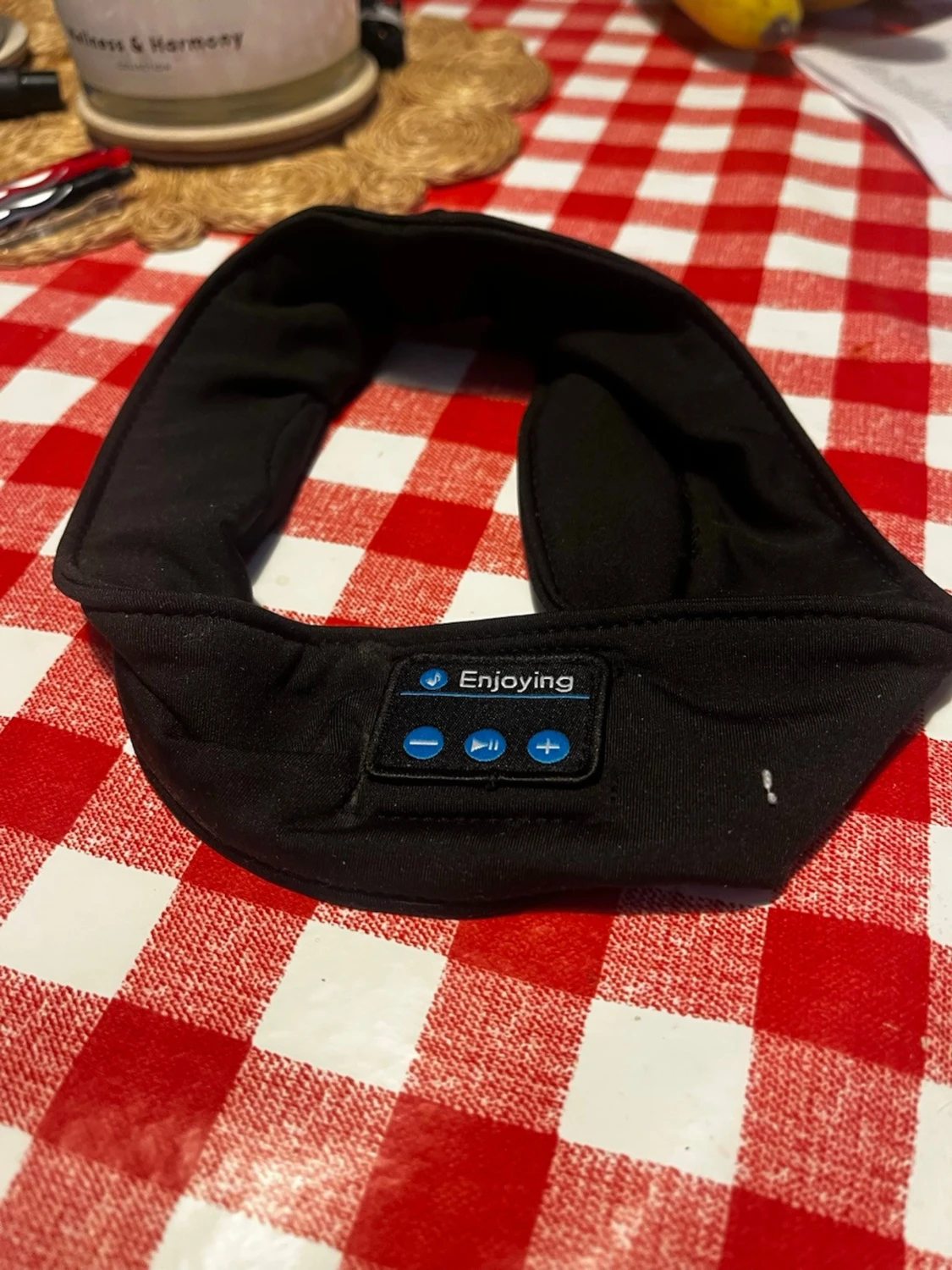 Svart trådlöst pannband med hörlurar