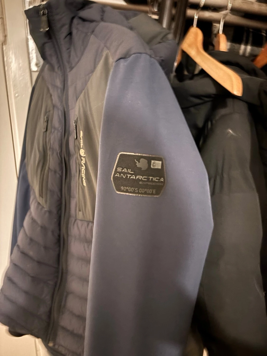 Mörkblå vindjacka från Sail Racing - 1