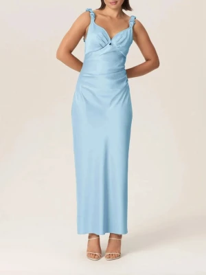 Helt ny Adoore klänning - Helt ny satinklänning från Adoore, otroligt fin, strl xs🩷 Nypris 1400!!