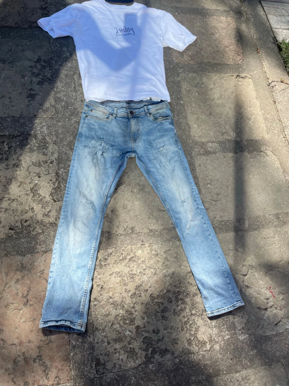 Ljusblå slim fit jeans